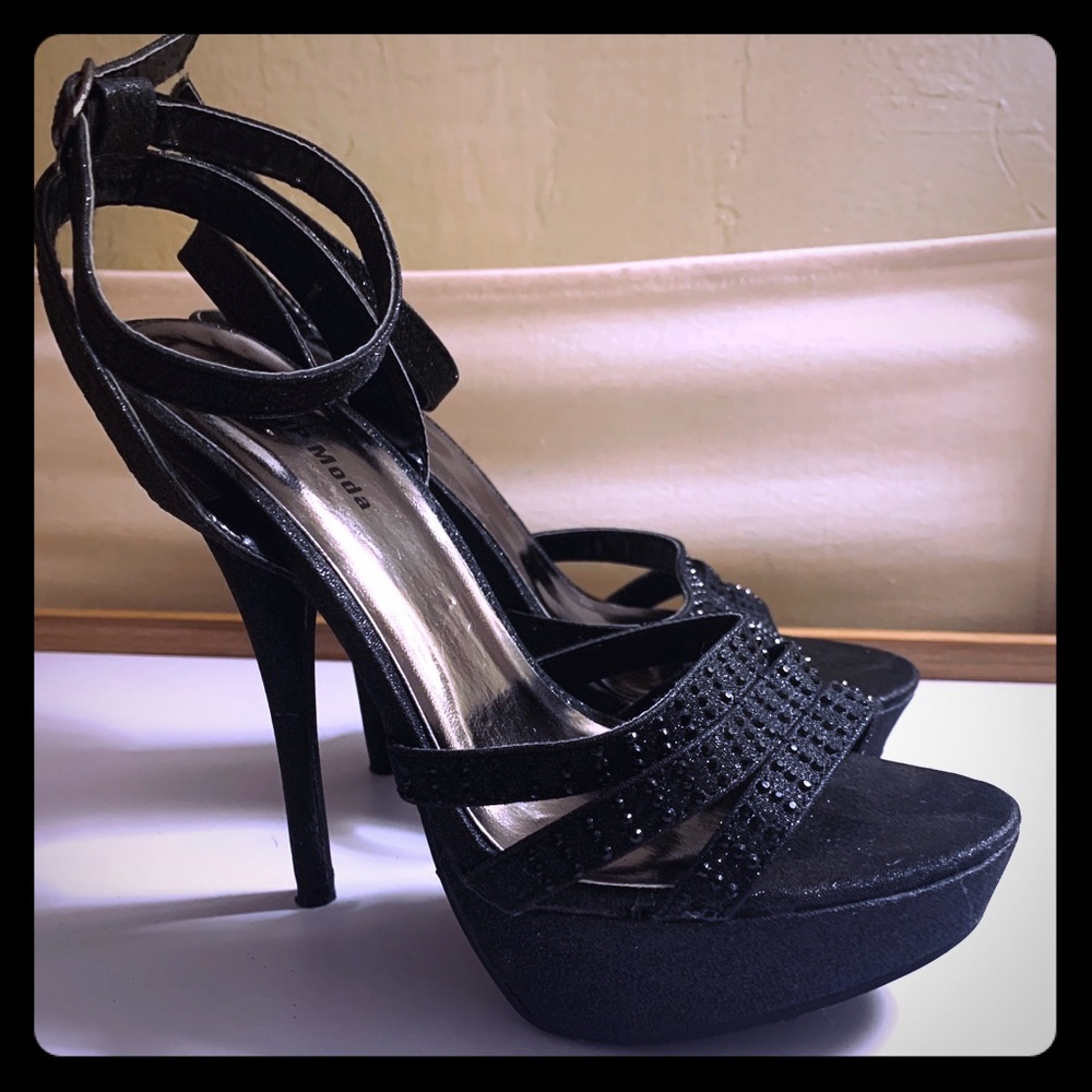 TOP Moda- black open toe heels